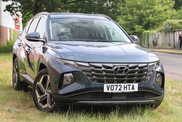 Hyundai Tucson HYBRID 1.6 T-GDi (230ps) Premium 4x4 vehicle Hybrid Blue