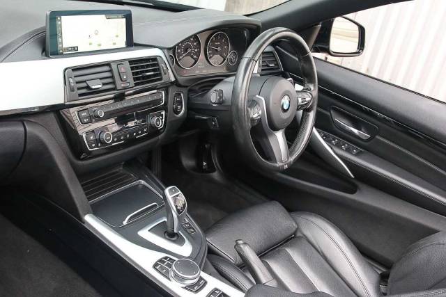 2018 BMW 4 Series 3.0 435d xDrive M Sport 2dr Auto [Professional Media]