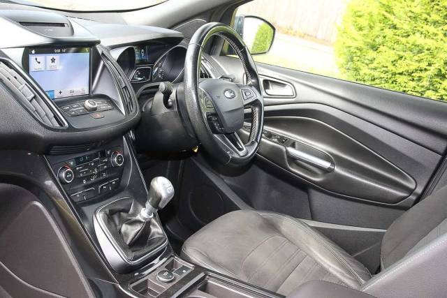 2017 Ford Kuga 1.5 TDCi (120ps) ST-Line 5-Door MPV