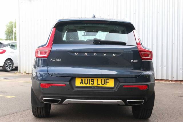 2019 Volvo XC40 SUV 2.0 (190bhp) AWD T4 Inscription Pro (s/s)
