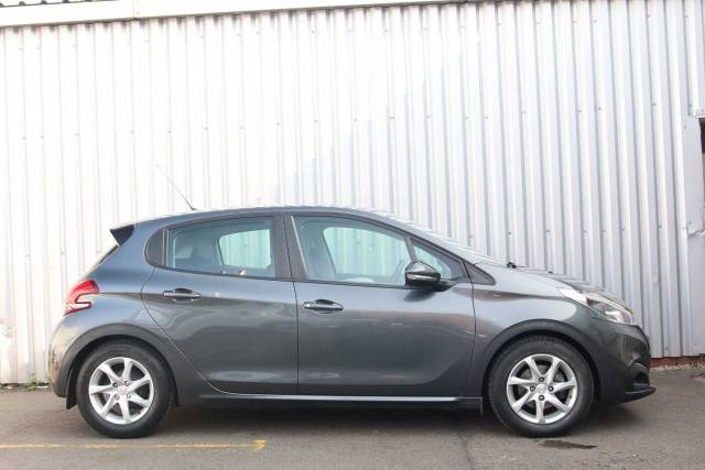 2015 Peugeot 208 1.2 PureTech 82 Active 5dr ETG5
