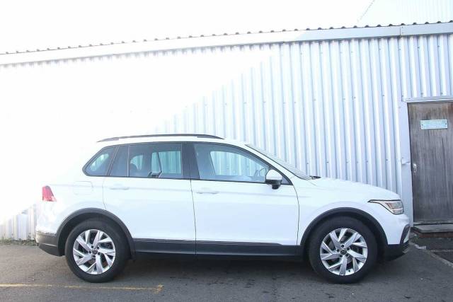 2022 Volkswagen Tiguan 1.5 TSI Life 5dr