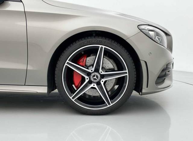 2020 Mercedes-Benz C Class 2.0 C220d AMG Line Premium Plus 2dr 9G-Tronic