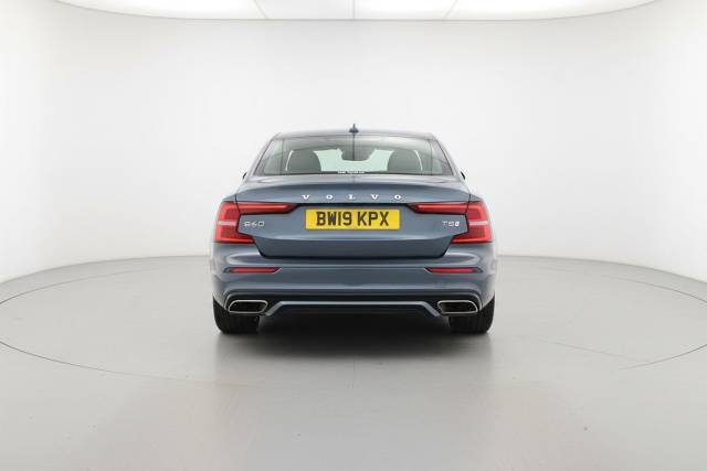 2019 Volvo S60 2.0 T5 R DESIGN Edition 4dr Auto