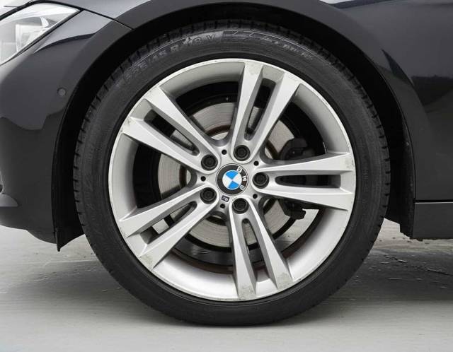 2018 BMW 4 Series 2.0 420i Sport 2dr Auto [Business Media]