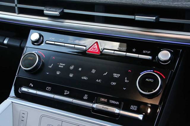2026 Hyundai SANTA FE 1.6 TGDi Plug-in Hybrid Ultimate 5dr 4WD Auto