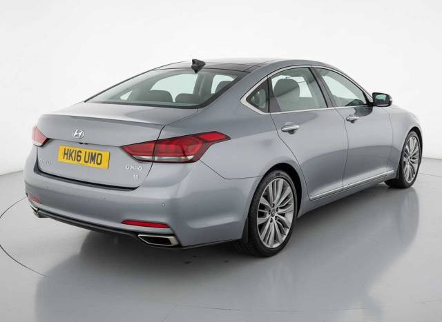 2016 Hyundai Genesis 3.8 GDi V6 4dr DCT