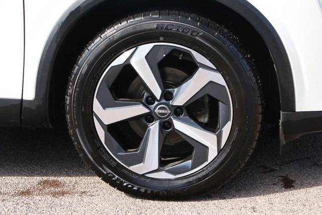 2023 Nissan Qashqai 1.3 DiG-T MH N-Connecta 5dr