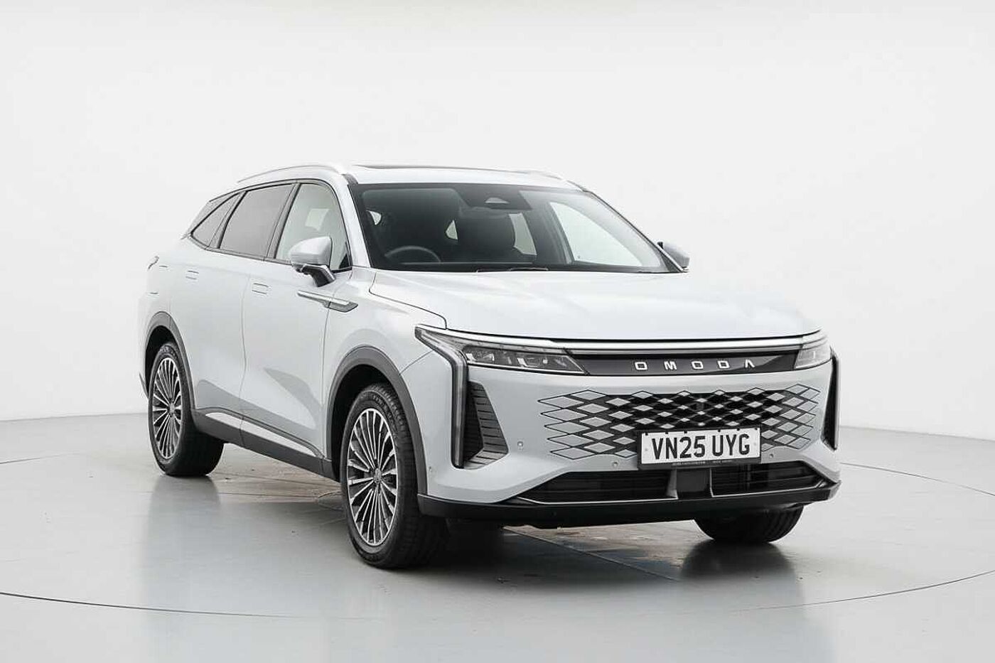 2025 Omoda 9