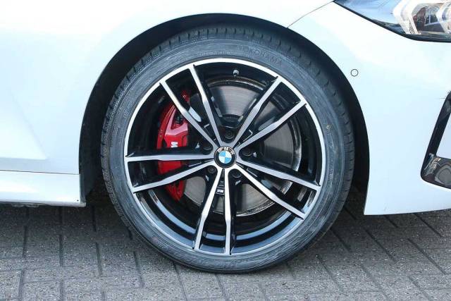 2024 BMW 3 Series 2.0 320i M Sport 4dr Step Auto