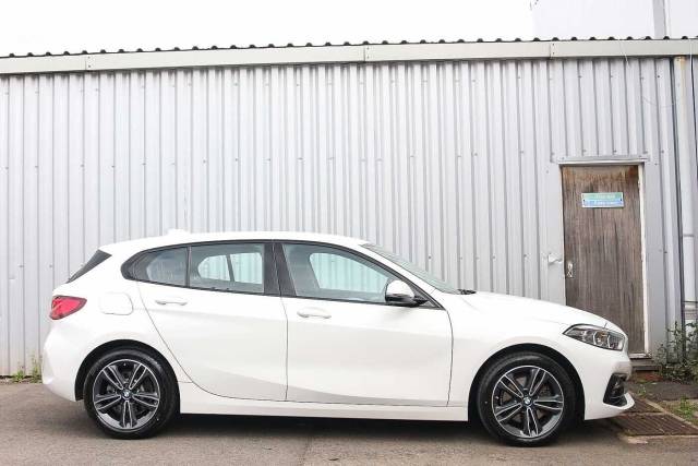 2022 BMW 1 Series 1.5 (134bhp) 118i Sport DCT