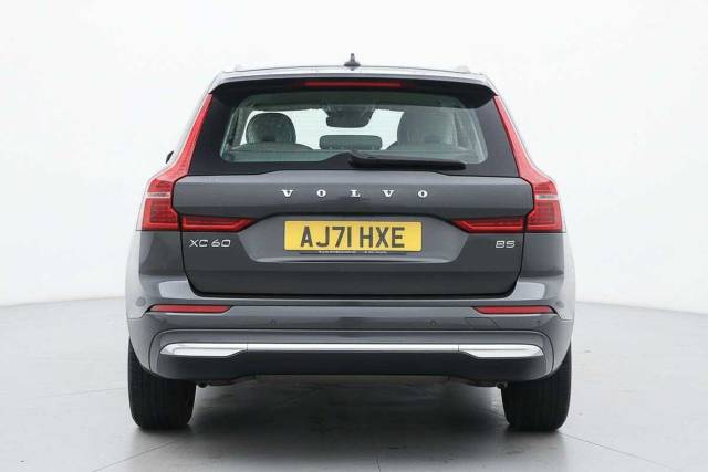 2022 Volvo XC60 2.0 B5P Inscription 5dr Geartronic