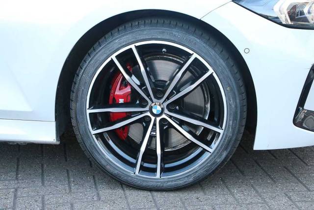 2024 BMW 3 Series 2.0 320i M Sport 4dr Step Auto