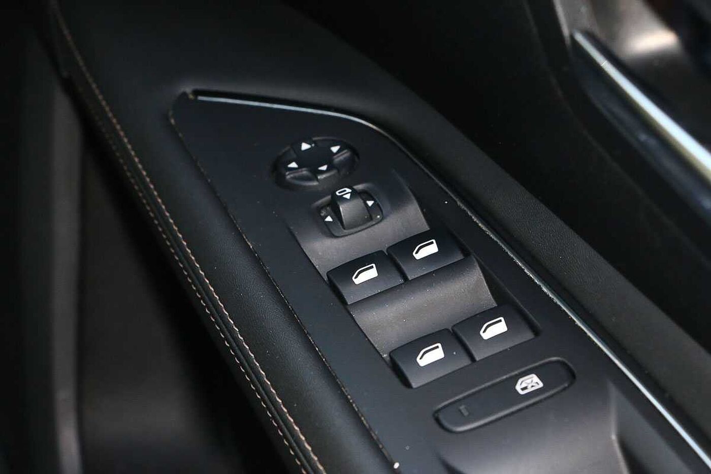 PEUGEOT 3008 1.5 BLUEHDI GT LINE 5DR 2019 PEUGEOT 3008 1.5 BLUEHDI GT LINE...