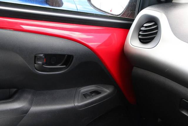 2016 Peugeot 108 1.0 Active Euro 6 3dr