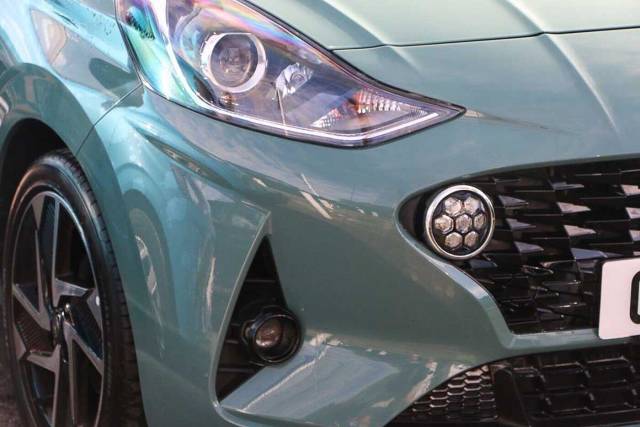 2022 Hyundai i10 1.0 MPi Premium 5dr Auto