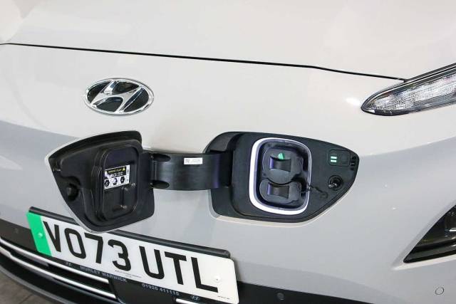 2023 Hyundai KONA Electric SUV E (204ps) Premium 64kWh 7kW OBC