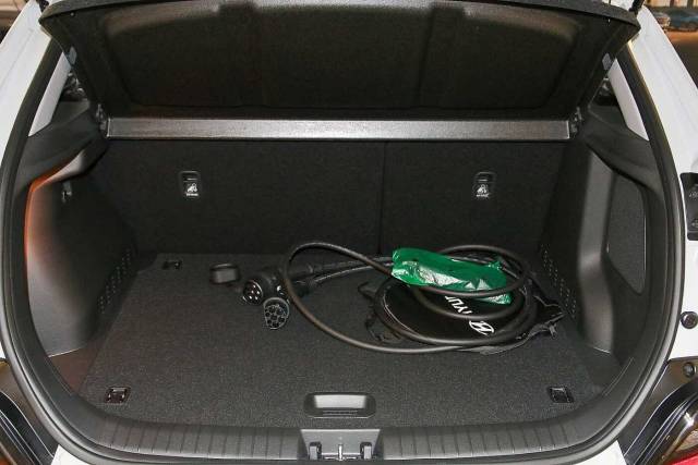 2023 Hyundai KONA Electric SUV E (204ps) Premium 64kWh 7kW OBC