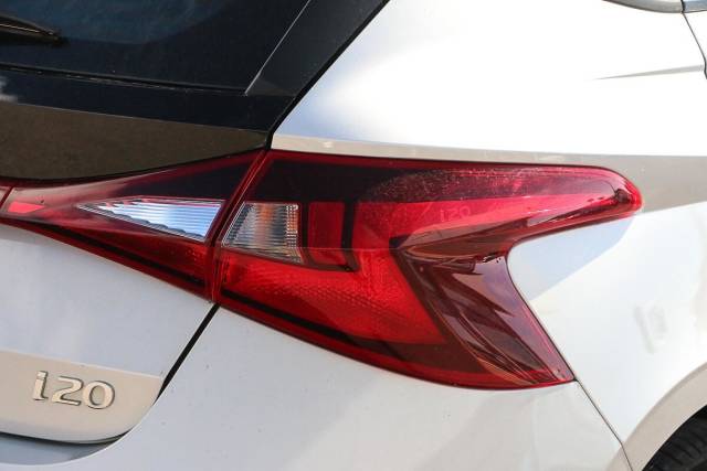 2022 Hyundai i20 1.0 T-GDi MHEV SE Connect DCT Euro 6 (s/s) 5dr
